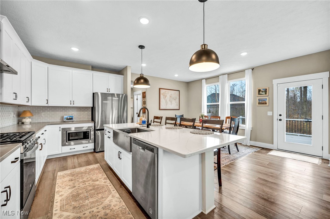 The Estates of Columbia Ridge - Residential