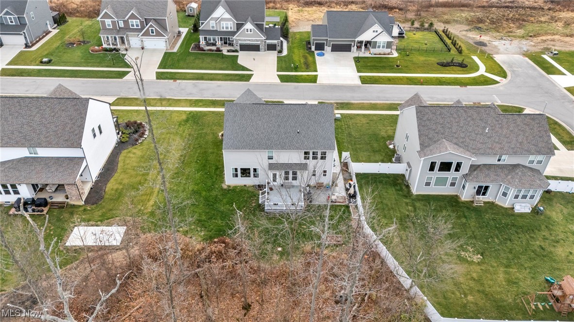 The Estates of Columbia Ridge - Residential