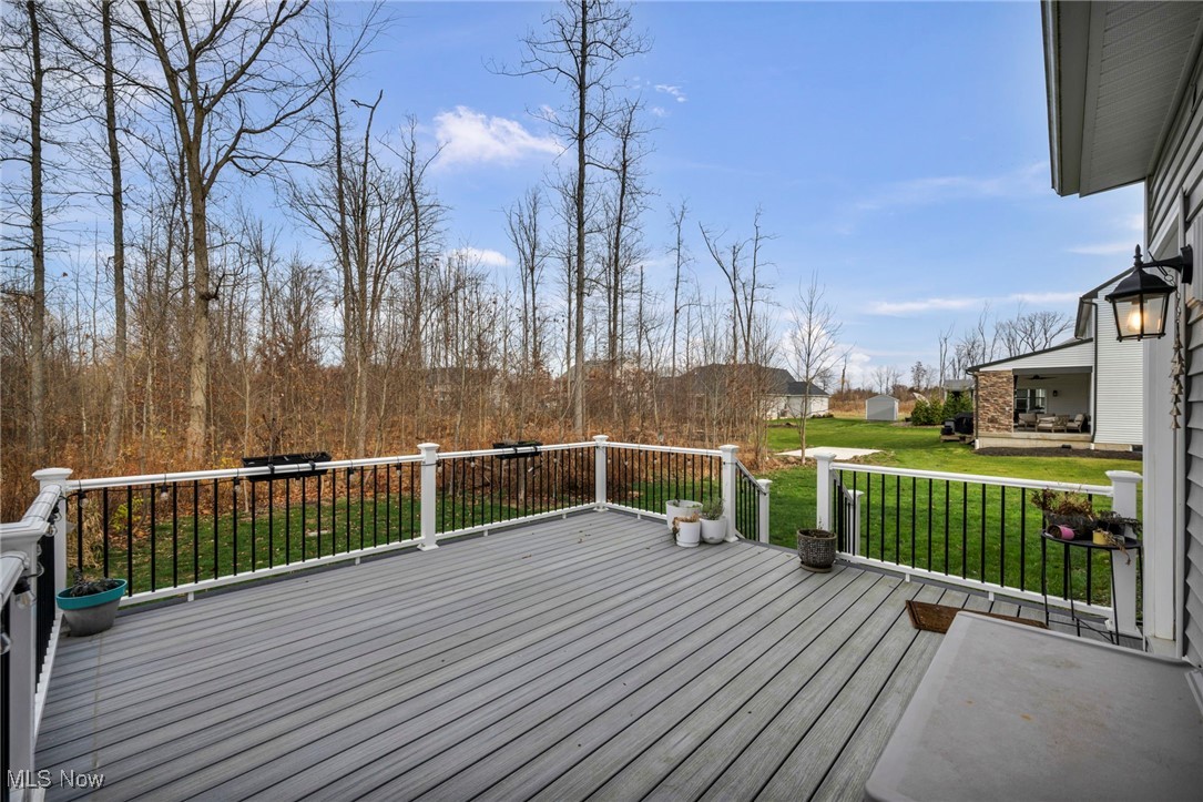 The Estates of Columbia Ridge - Residential