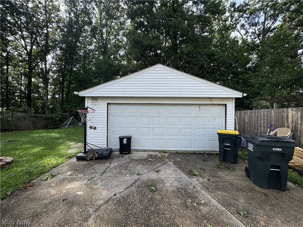 371 Trailwood Drive