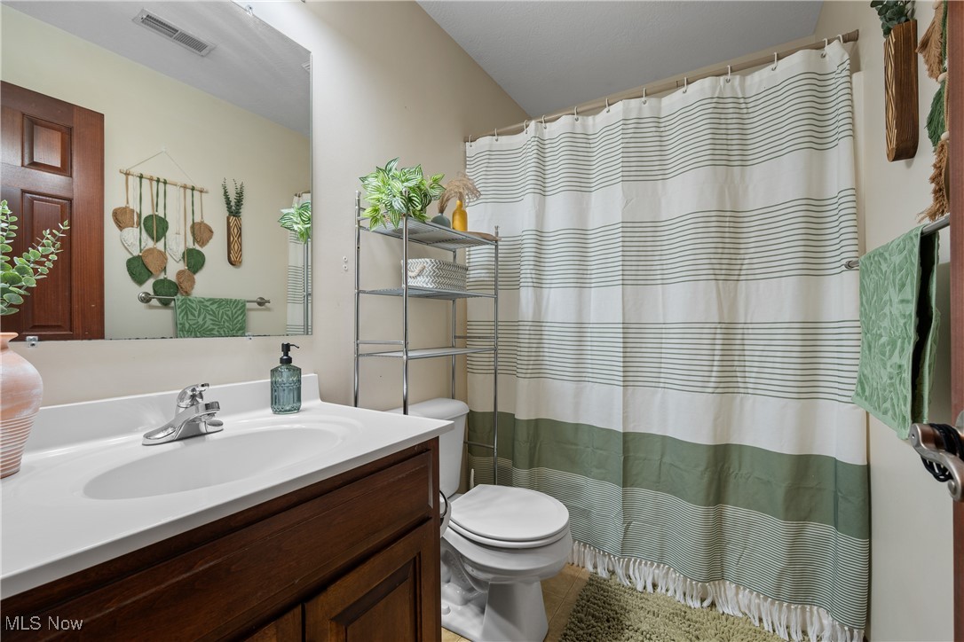 Schoenbrunn Tr - Residential