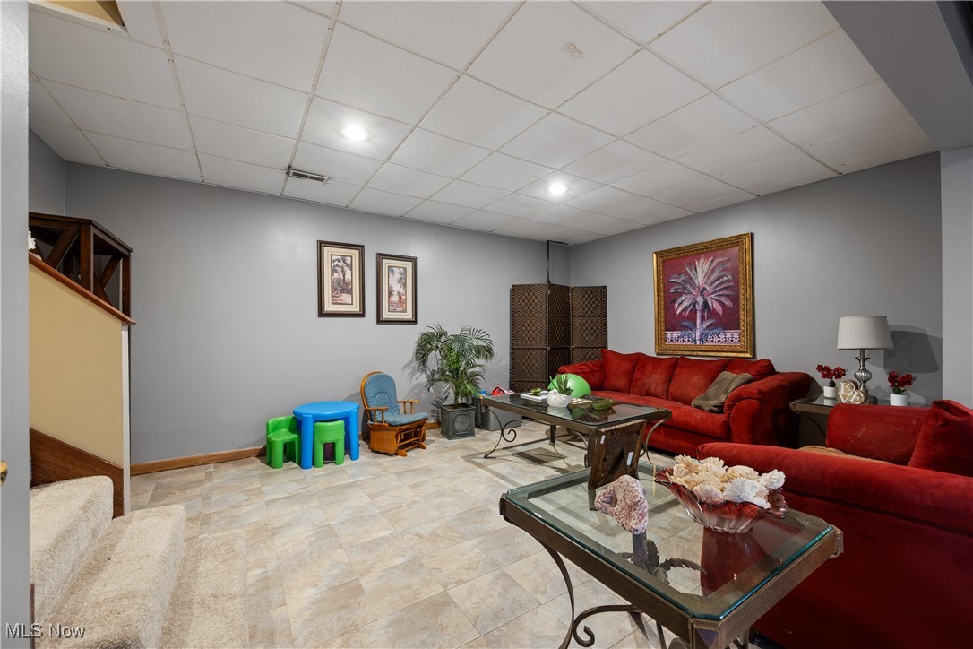 Schoenbrunn Tr - Residential