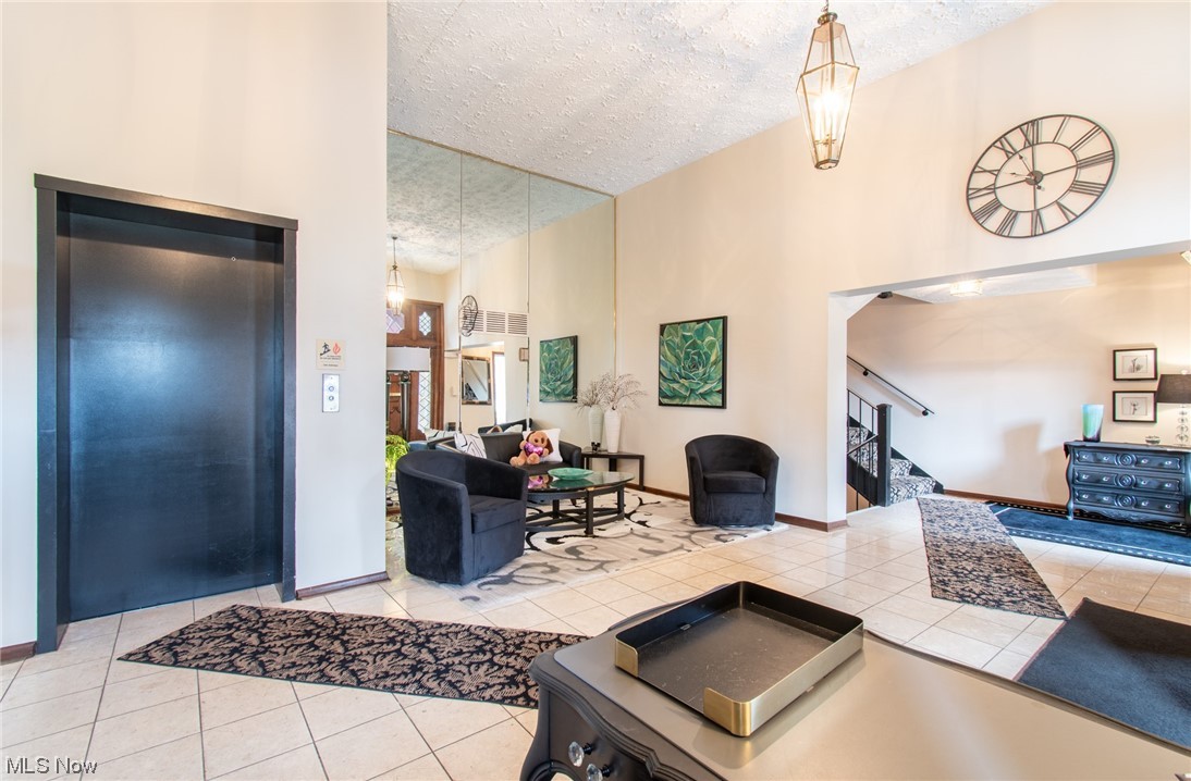 West Blvd Condo - Residential