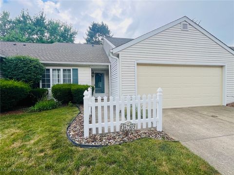 16730 Lake Circle Drive, Strongsville, OH 44136 - #: 5140823