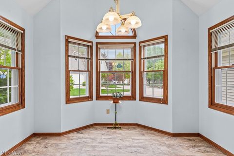 Tiny photo for 444 Shannon Drive, Wadsworth, OH 44281 (MLS # 5210316)
