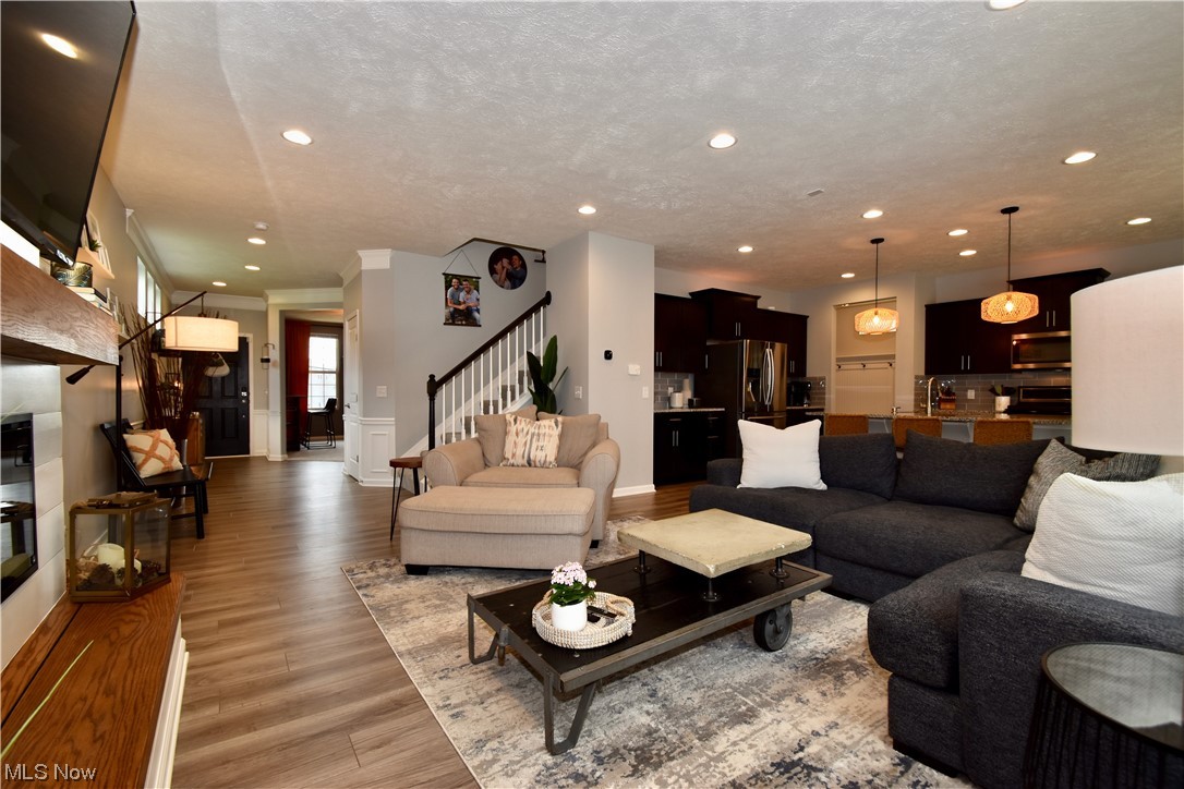 Village On Maple - Residential