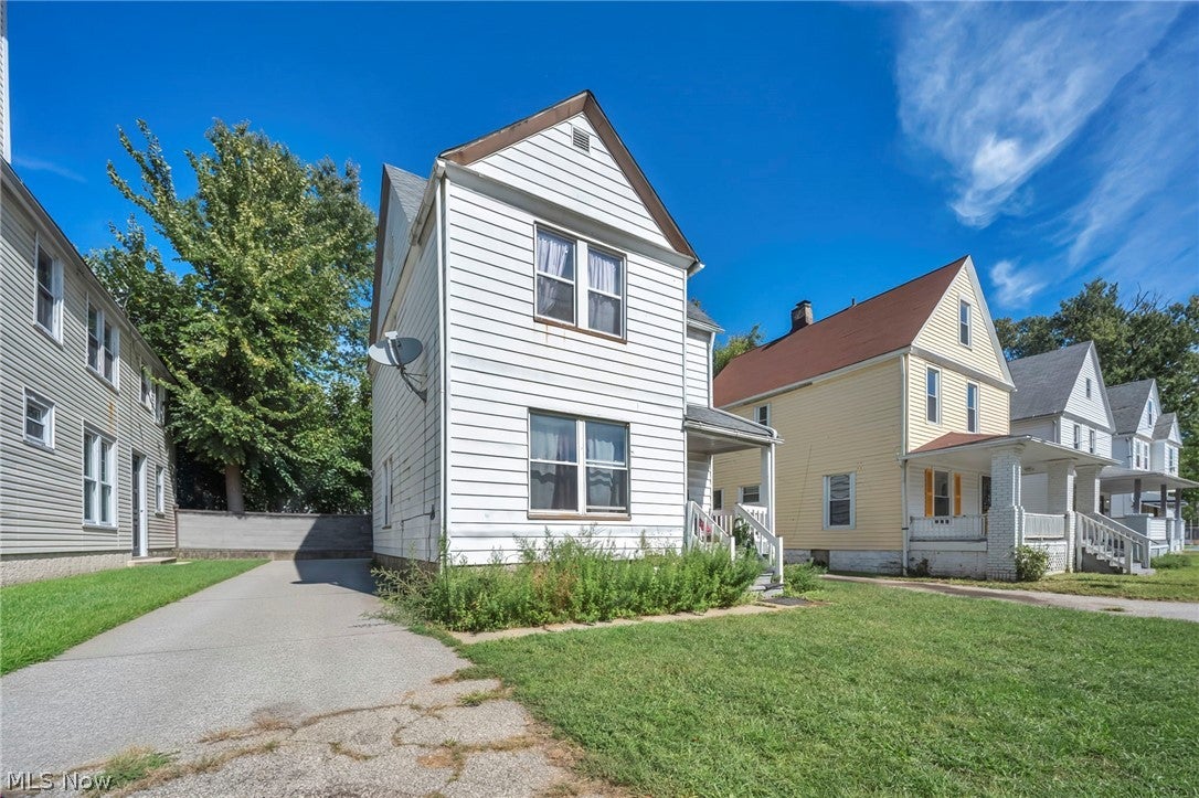 10631 Dupont Avenue