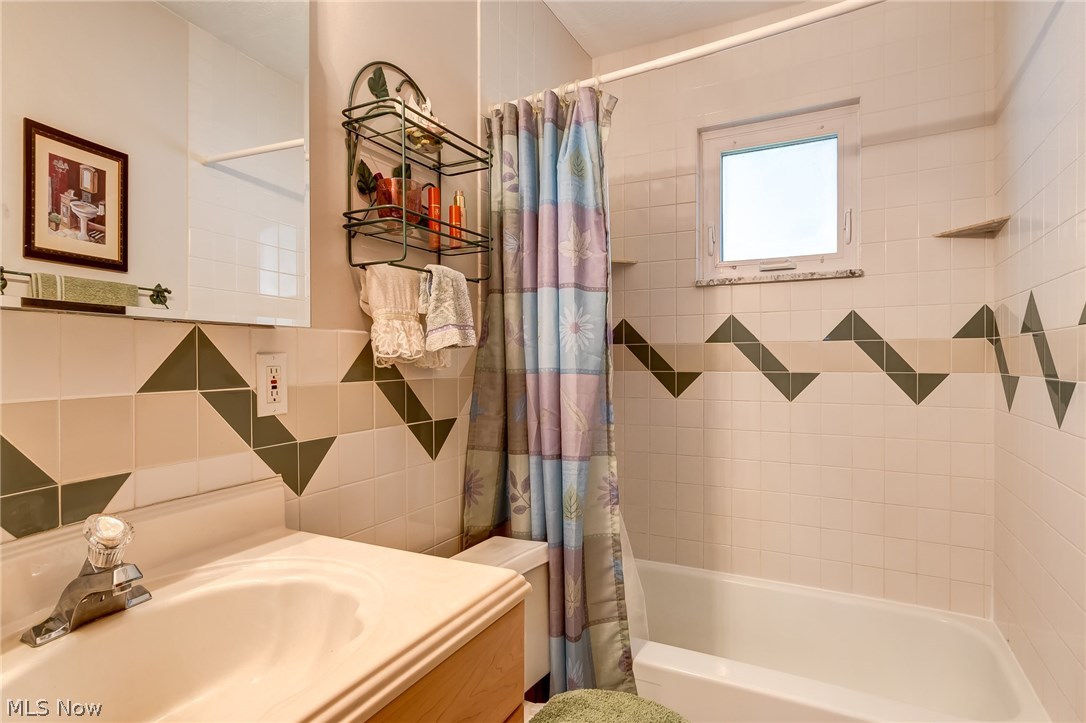 Willobee-On-The-Lake - Residential