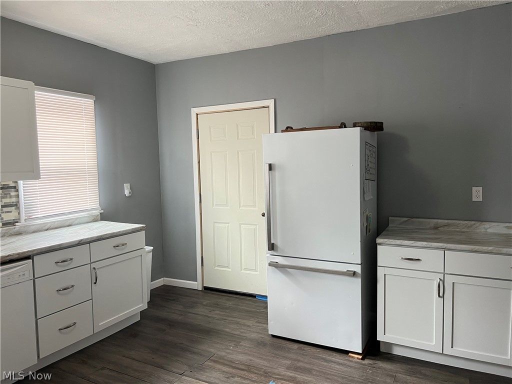 Photo of 475 State Street, Conneaut, OH 44030 (MLS # 5186891)