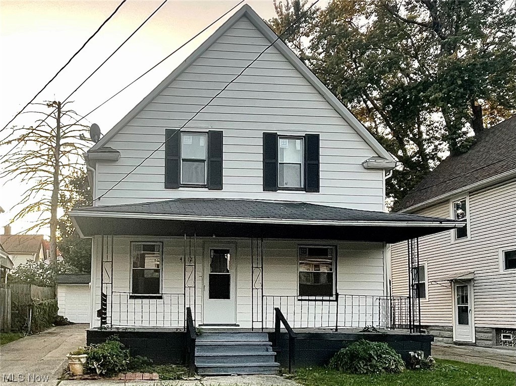 This single-family home is located on Clevelands Westside in the Old Brooklyn neighborhood. The exterior has been completely repainted with vinyl flooring throughout, updated light fixtures, Fridge and stove included, washer and dryer hook ups, move in ready.Do not miss this one! Schedule your showing appointment today.Rental requirements:Credit score of 600+. 500 - 600 is considered conditional.Less than 3 items in collections, excluding student loan and medical. Monthly income of 2.5 times the amount of the monthly rent.Thorough Eviction Check. $50 Non Refundable App Fee for all Adults who will be occupying the property.Applications can only be completed online.Typical Security Deposit equivalent to one months rent, pending results of background checks. Tenants must have the electric and gas transferred into their name and obtain renters insurance prior to receiving keys to the property.