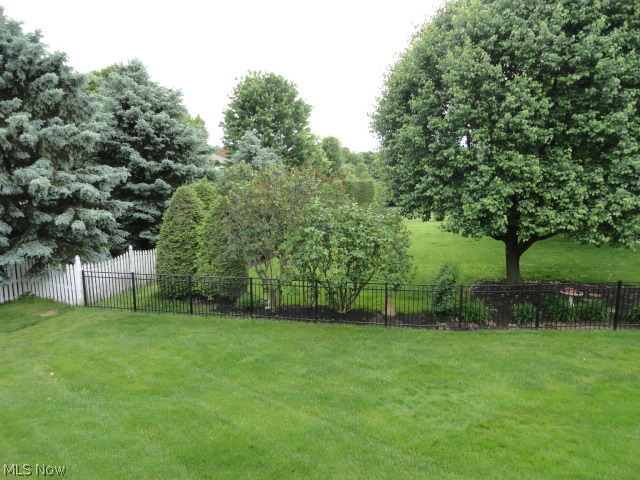 Bob-O-Link - Residential