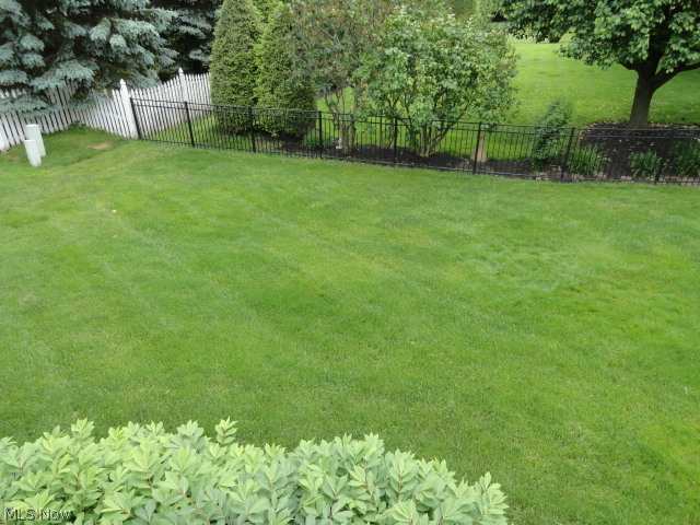 Bob-O-Link - Residential