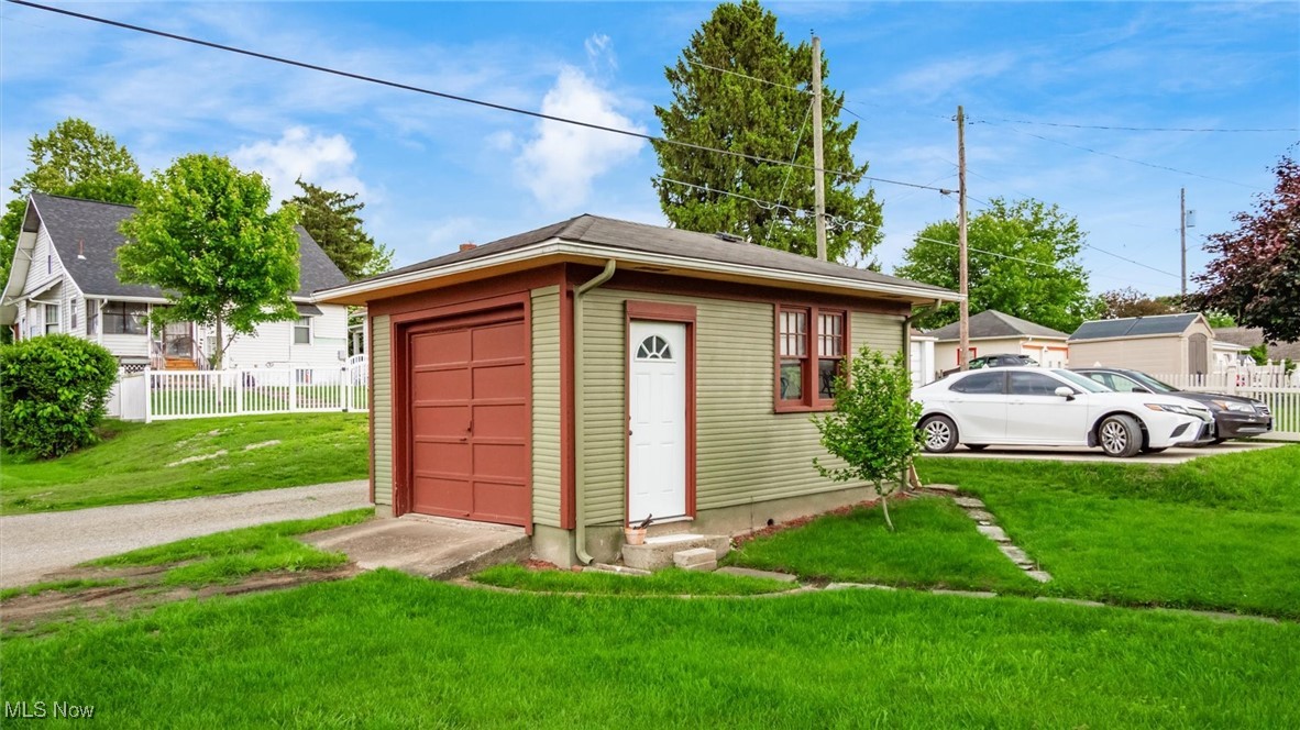 830 Brighton Boulevard, Zanesville, Ohio image 35