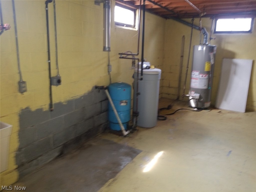 Williamsburg Village Estates - Residential