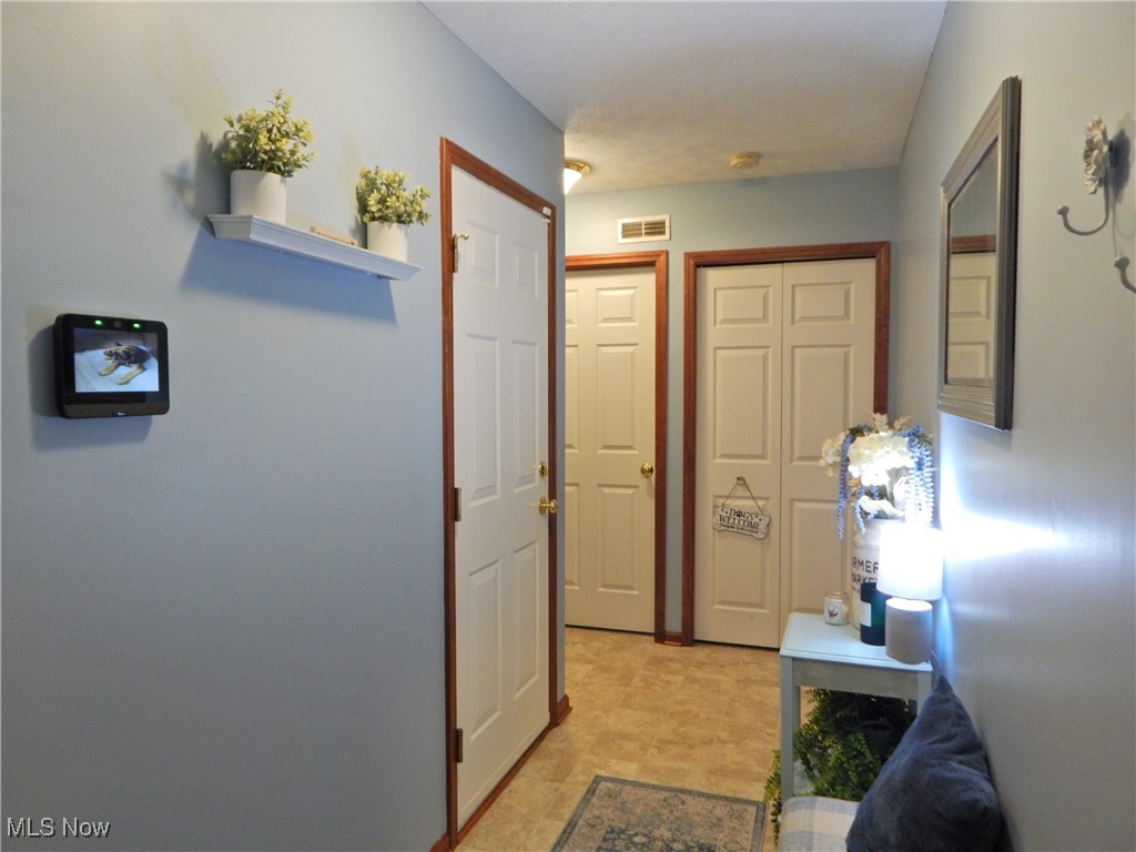 3791 Freedom Place, Lorain, Ohio image 16
