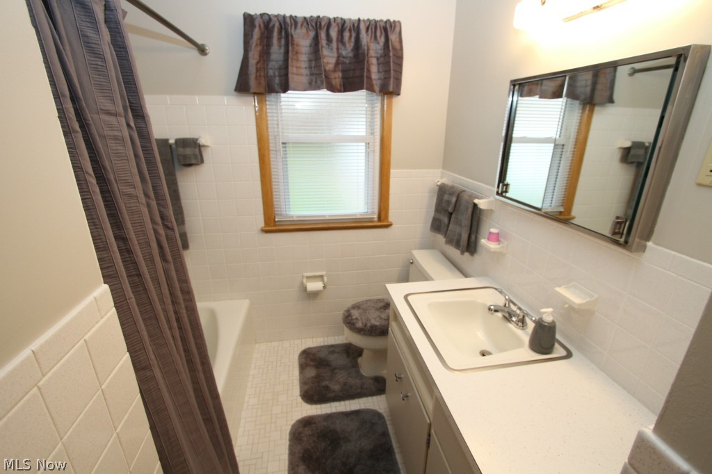 Schwartz & Zaremsky 02 - Residential