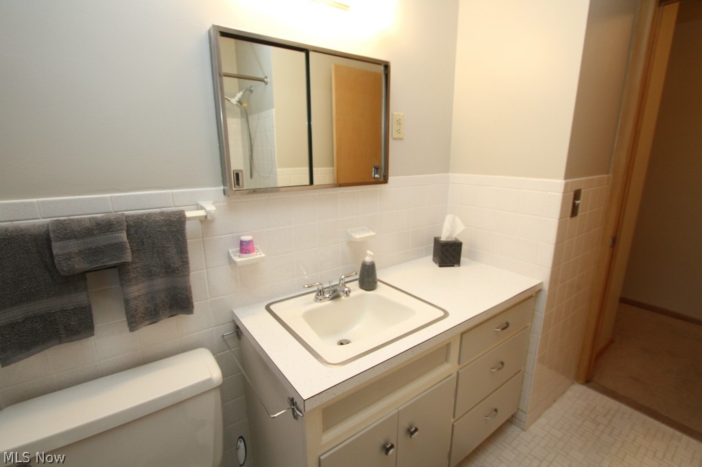 Schwartz & Zaremsky 02 - Residential