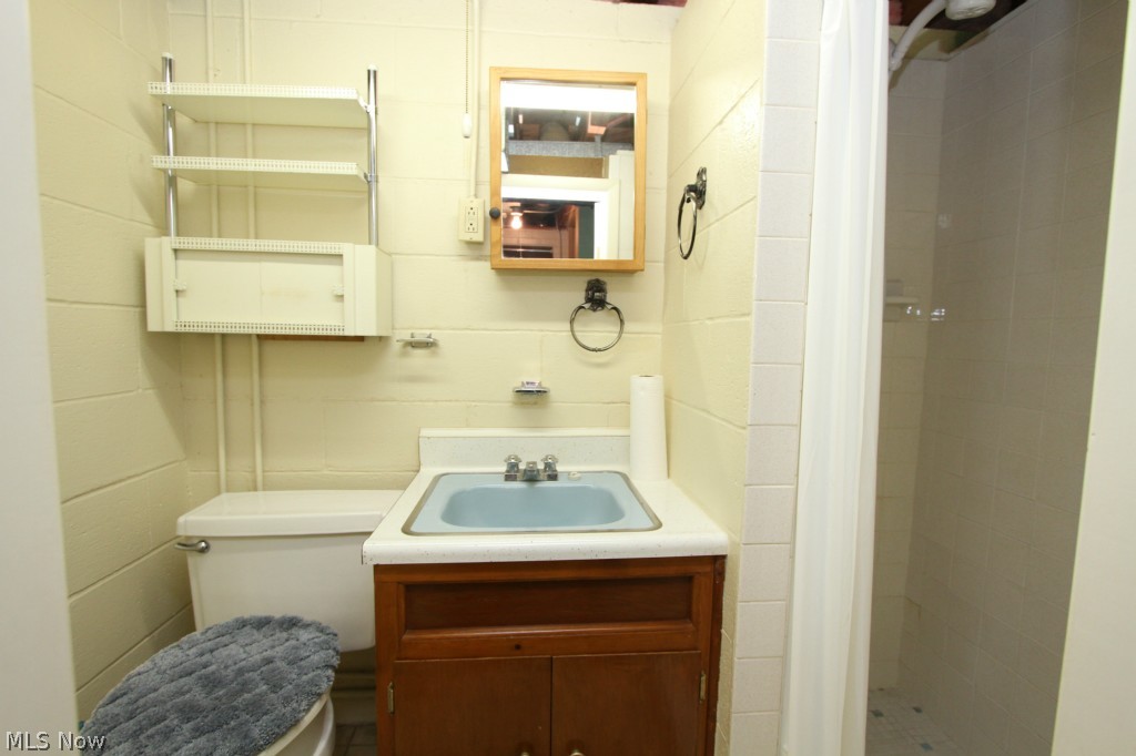 Schwartz & Zaremsky 02 - Residential