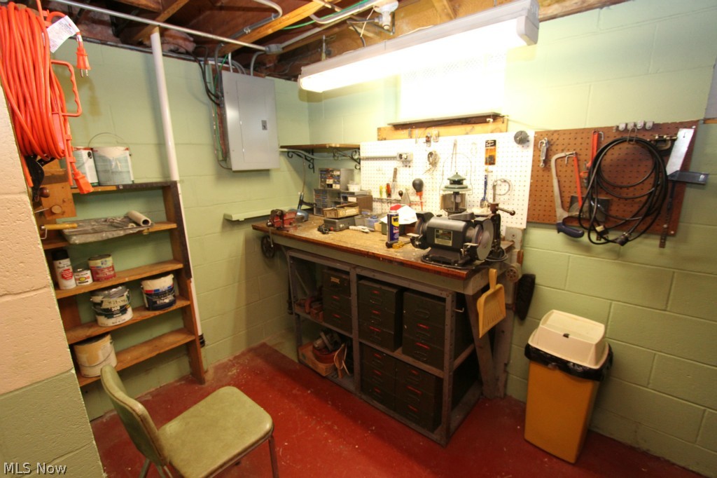 Schwartz & Zaremsky 02 - Residential