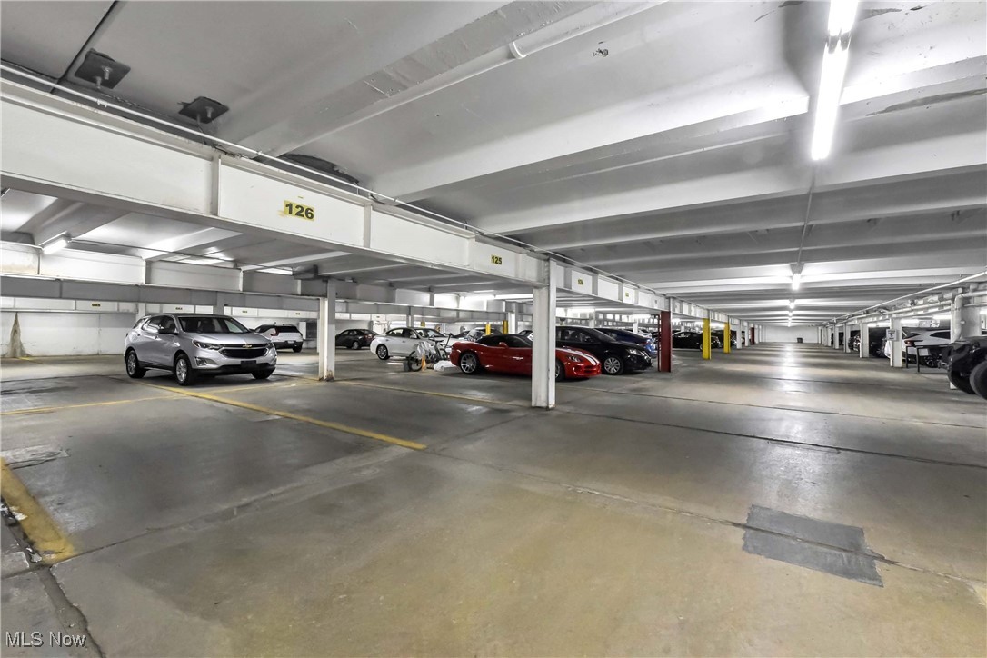 Carlyle Condo - Residential Lease