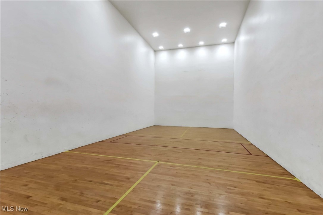 Carlyle Condo - Residential Lease