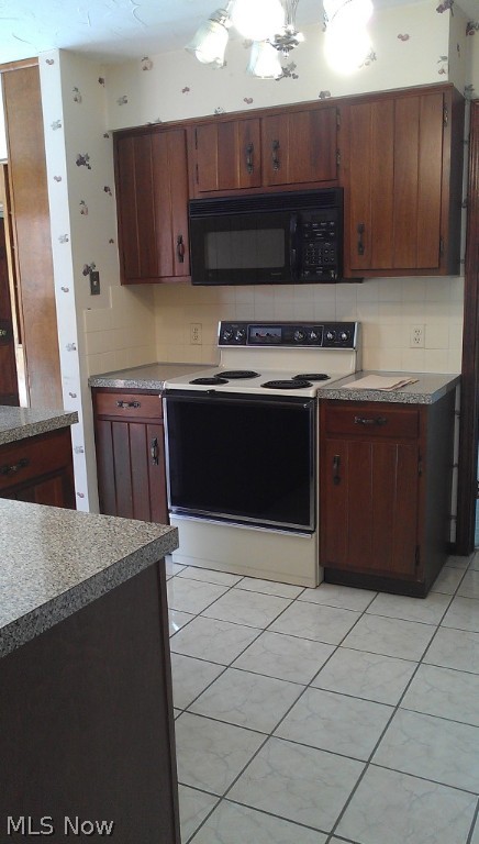 Twin Oaks - Residential Lease