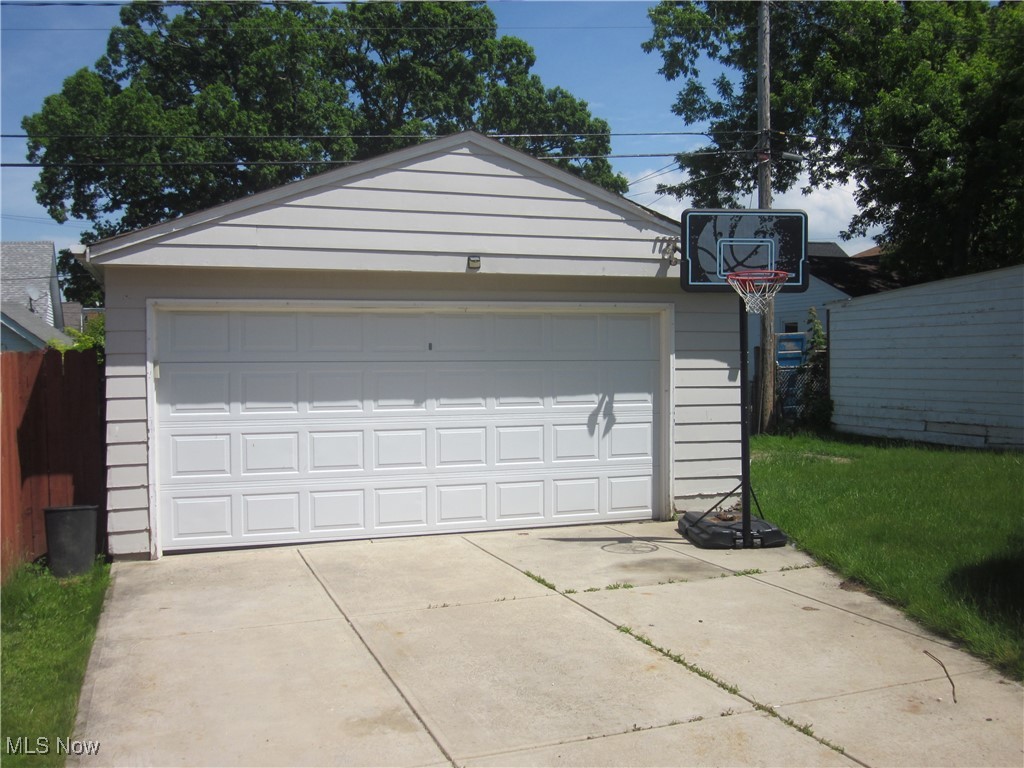 4121 W 57th Street, Cleveland, Ohio image 2
