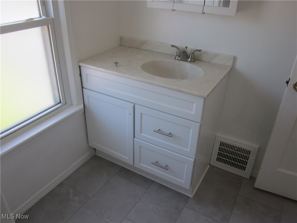 4121 W 57th Street, Cleveland, Ohio image 20