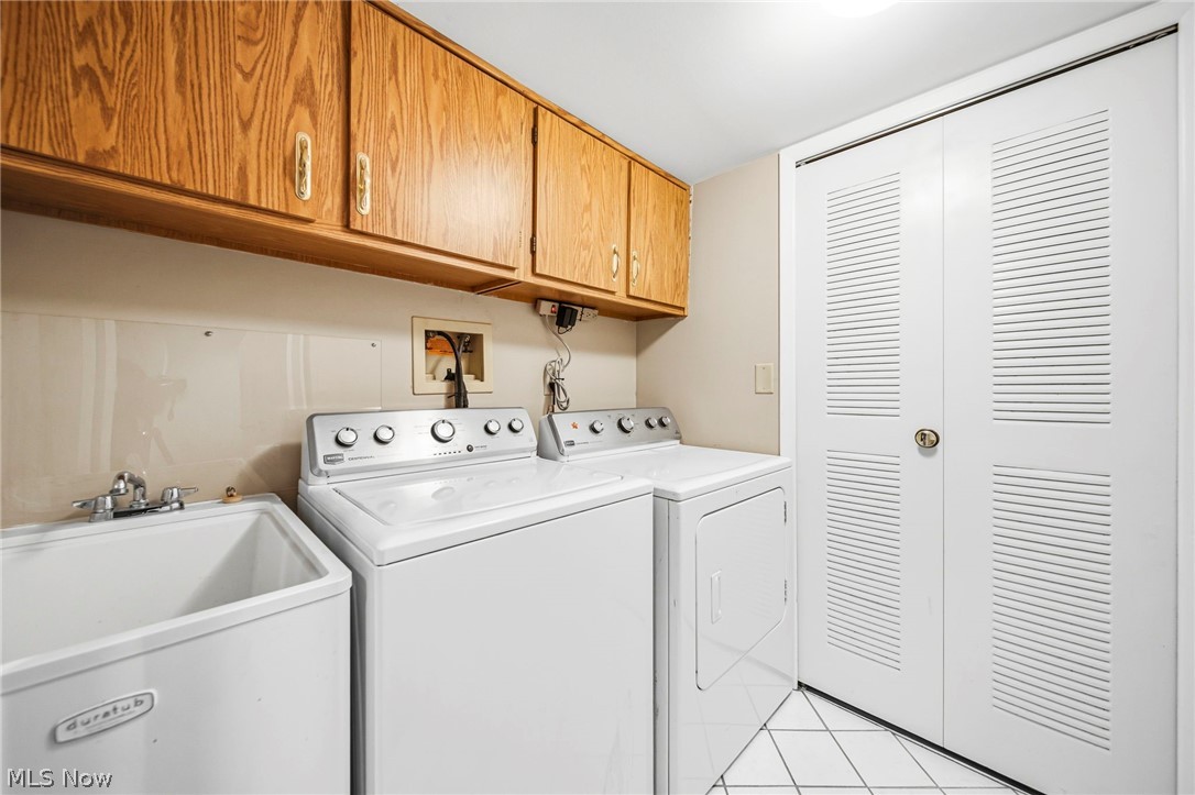 Woodhawk Club Condos - Residential