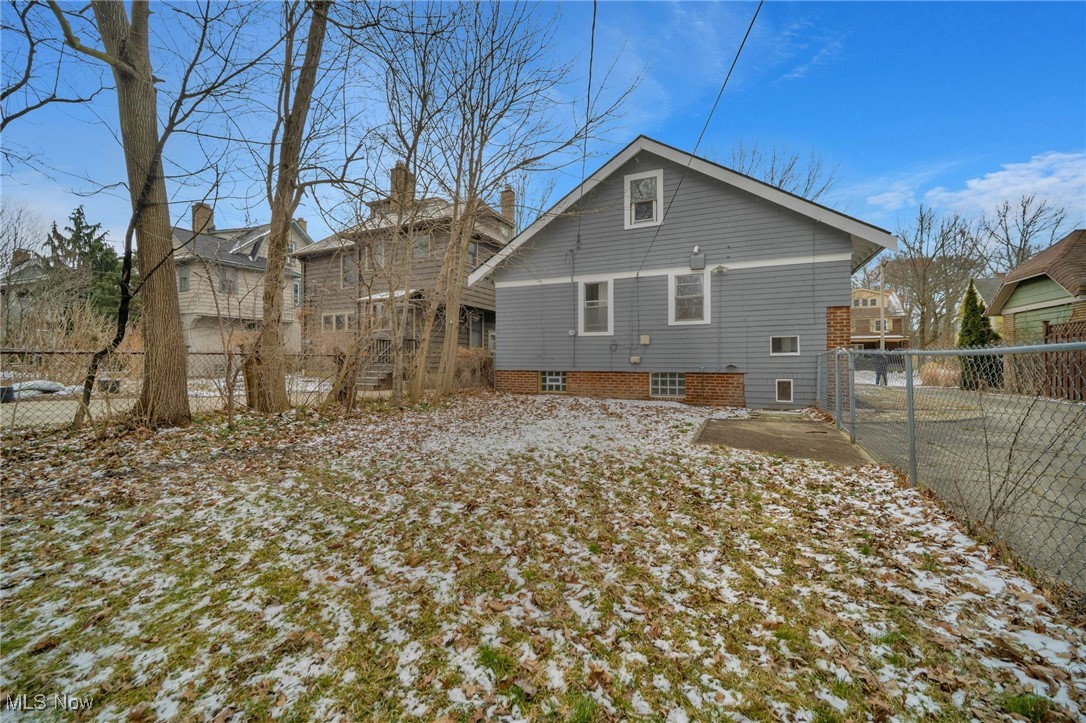 3327 Bradford Road, Cleveland Heights, Ohio image 27