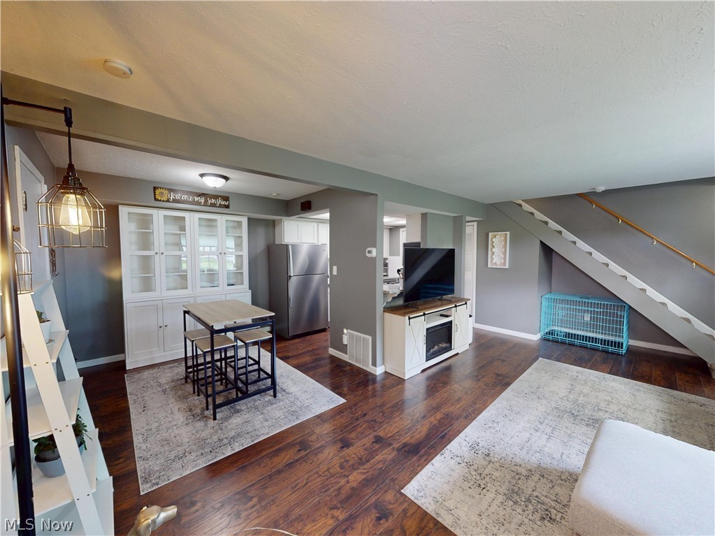 Independence Place 101 - Residential
