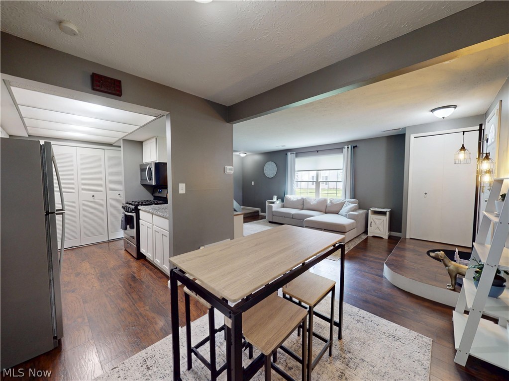 Independence Place 101 - Residential