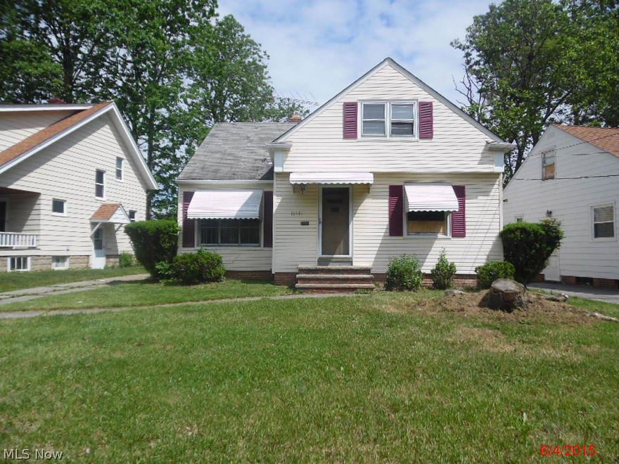 Cape Cod style house in Maple Heights, OH 44137. This 1,380 square foot house sits on a 7,238 square foot lot and features 4 bedrooms and 2 bathrooms. This property was built in 1956. Nearby schools include Raymond Elementary School, and Stafford Elementary School.