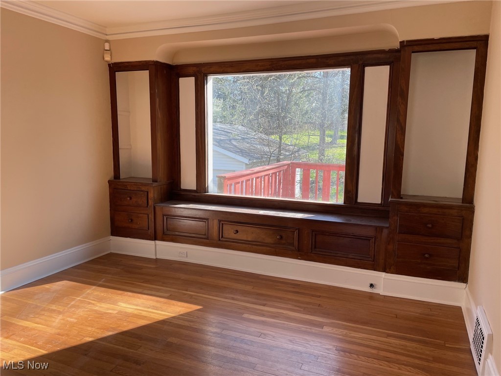 5073 Greenhurst Drive, Maple Heights, Ohio image 16