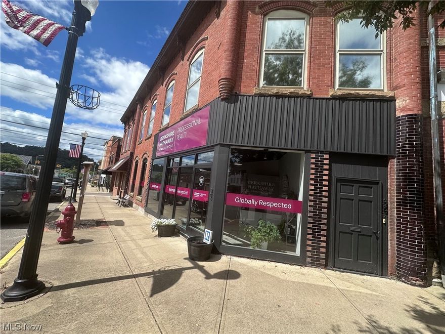 Large 1-bedroom apartment located downtown McConnelsville

1-year lease
New Kitchen and bathroom
No pets, No Smoking
Not section 8 approved 
Tenant pays electric
No previous evictions 
References required
The owner is Ohio Licensed Real Estate Agent