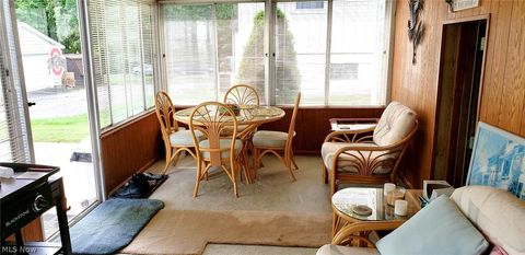 Tiny photo for 780 Pinetree Circle, East Palestine, OH 44413 (MLS # 5189243)