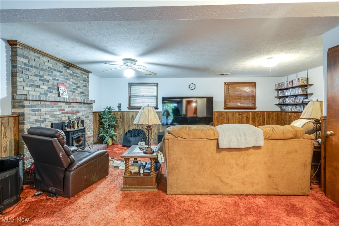 1429 Tomilu Drive, Girard, Ohio image 24
