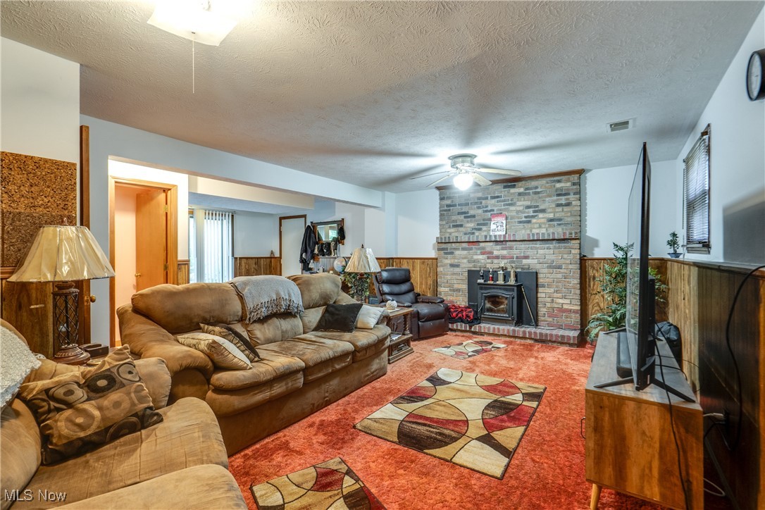 1429 Tomilu Drive, Girard, Ohio image 25