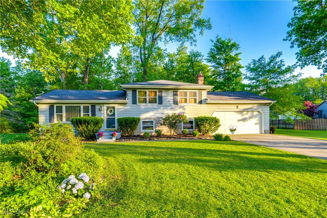 1429 Tomilu Drive, Girard, Ohio image 1