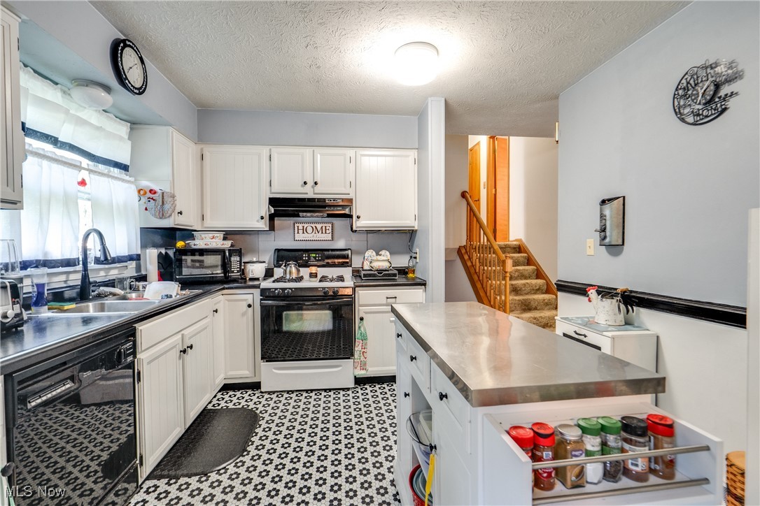 1429 Tomilu Drive, Girard, Ohio image 4