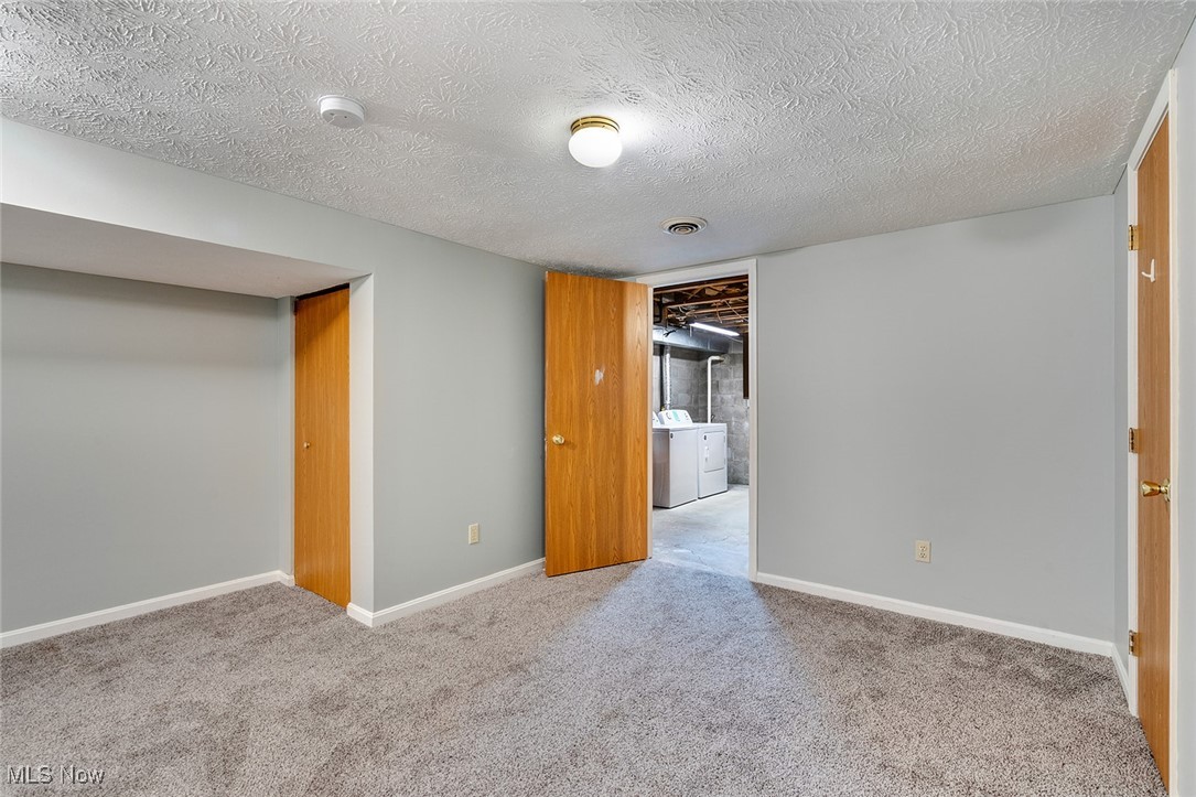 Cross Creek Condo - Residential