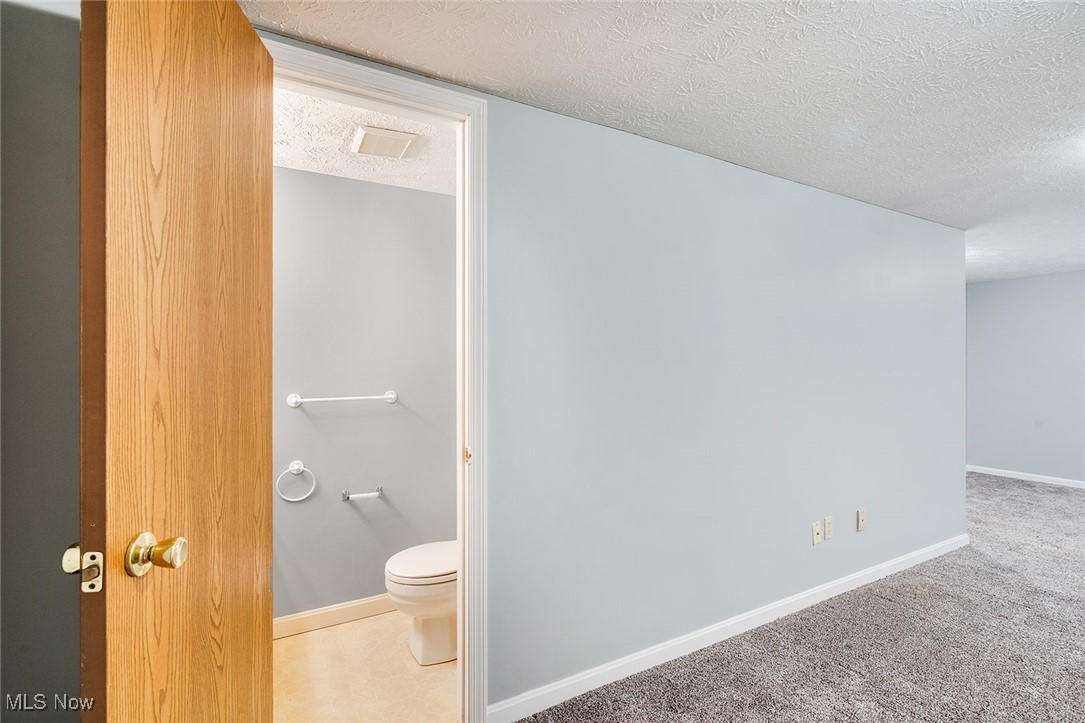 Cross Creek Condo - Residential