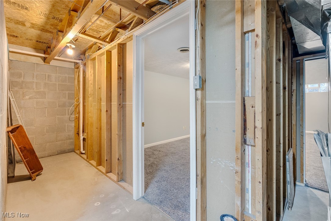 Cross Creek Condo - Residential