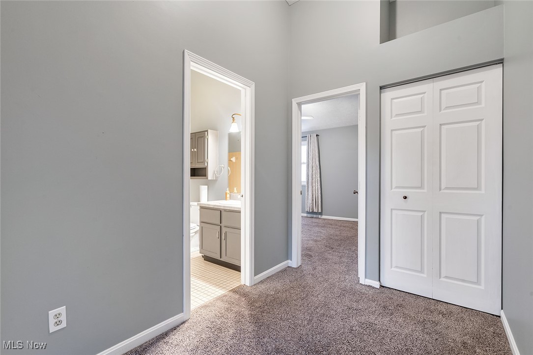 Cross Creek Condo - Residential