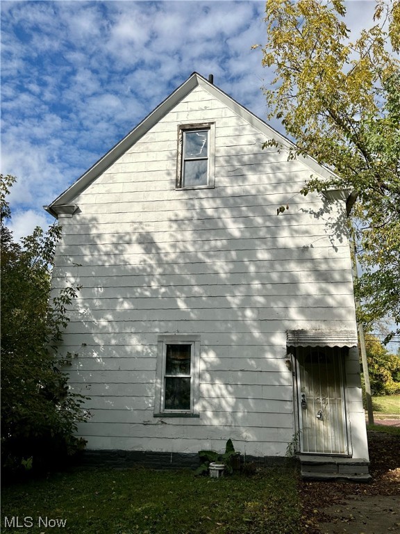 Caroline Brooks - Residential Income