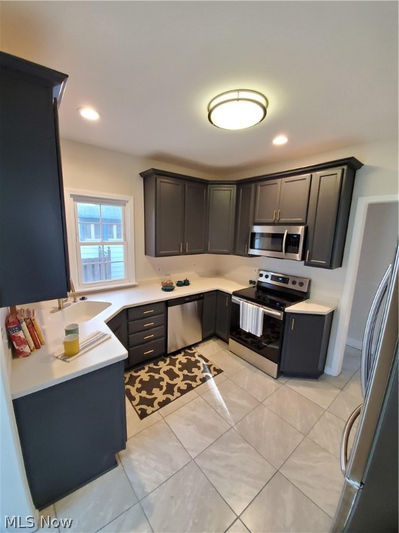 Lakewood Sub/J W Hampys - Residential