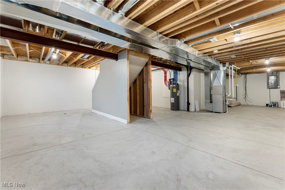 7503 Marelis Avenue, Canton, Ohio image 27