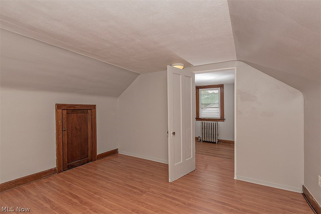 B J Luceys - Residential