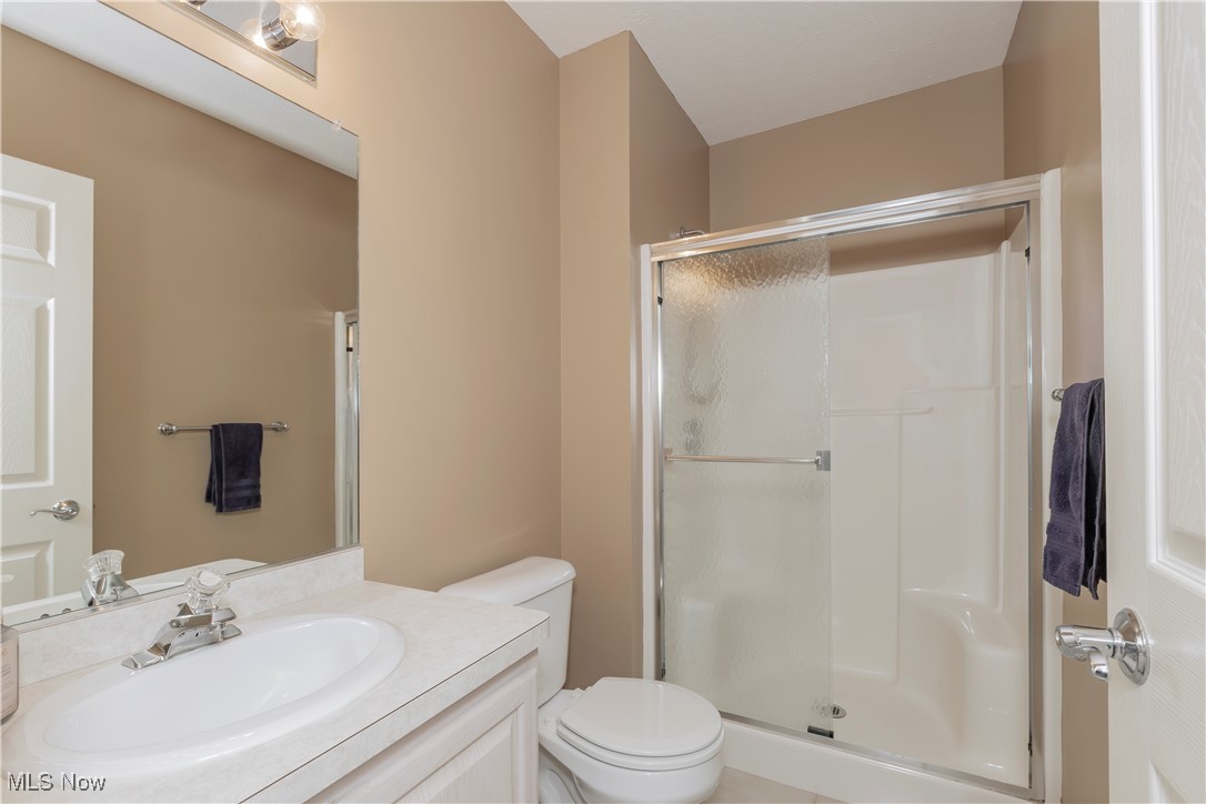 38185 Drury Lane, Willoughby, Ohio image 30