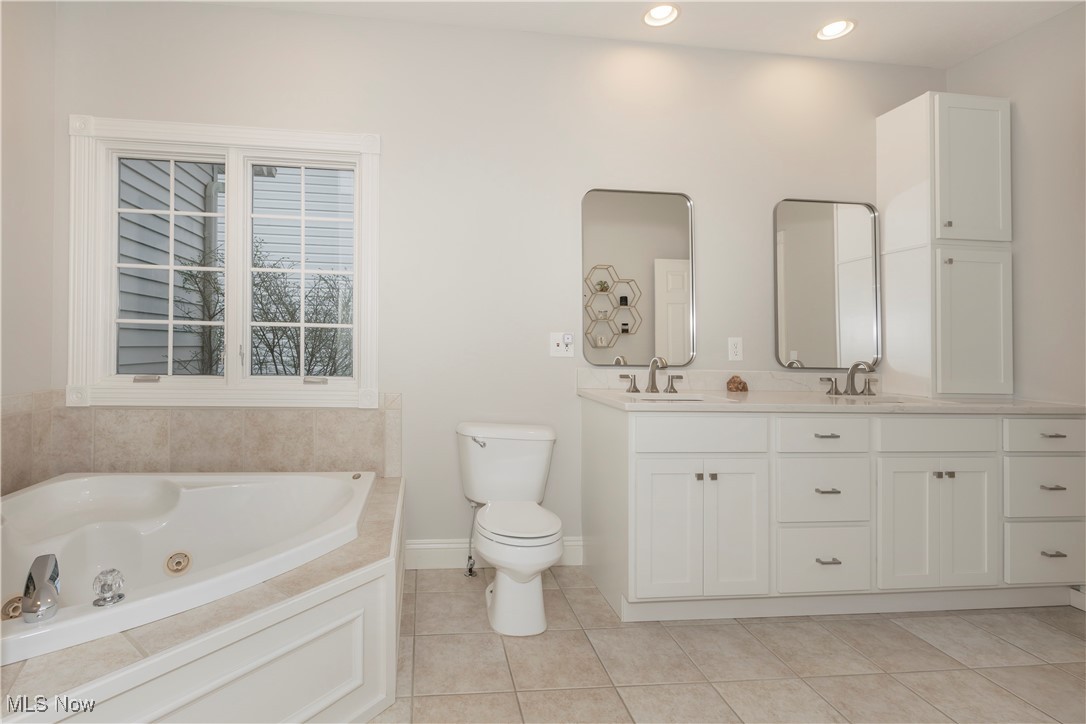 38185 Drury Lane, Willoughby, Ohio image 19